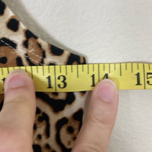 Eye Candy Animal Print Mock Turtleneck Sleeveless Tank with Keyhole Size Small ( - Picture 4 of 8